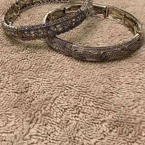 Ornate Silver-Tone Hinged Filigree Bangle Bracelet - Women Jewelry